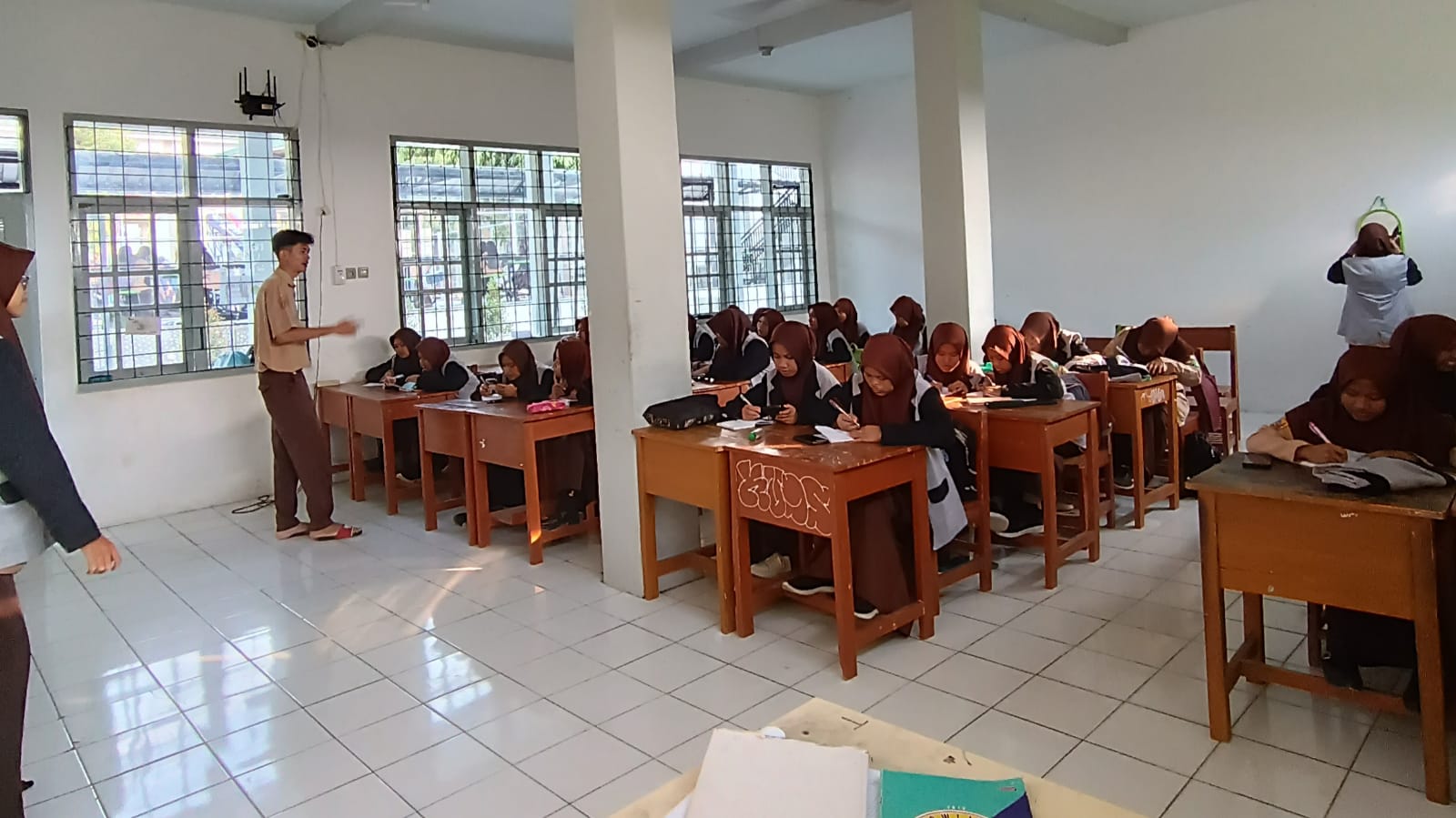 Teaching How to Speak English